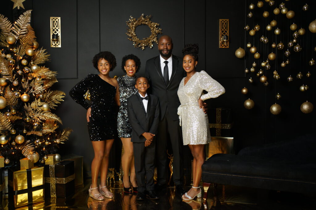 Christmas Family Photo 2023